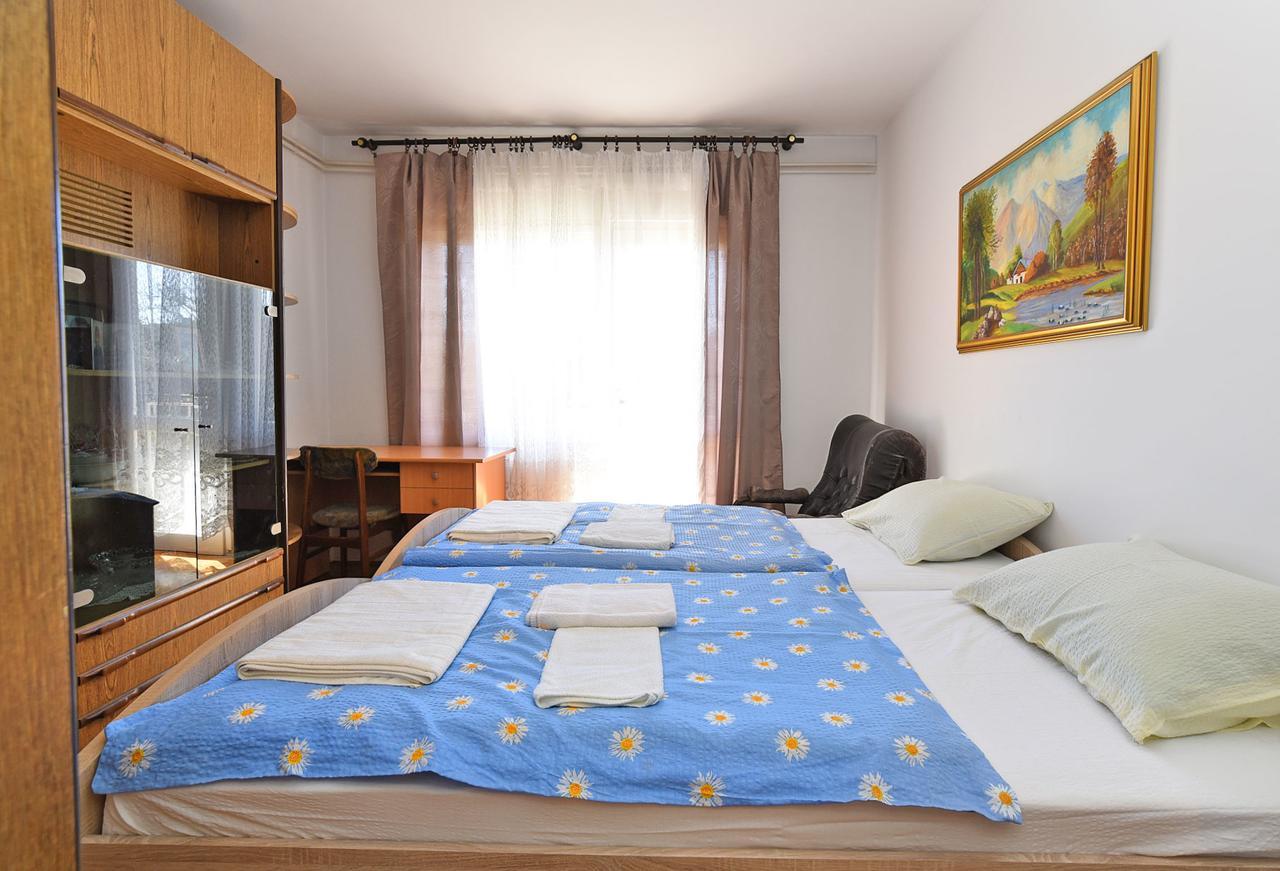 Apartments Josip 74 Pula Exterior foto